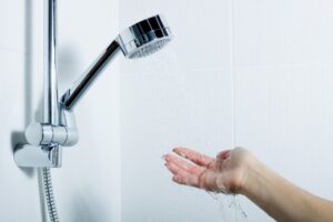 hand-under-shower